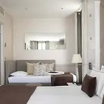 Longchamp Elysees Hotel 3*