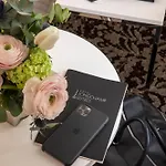 Longchamp Elysees 3* Paris