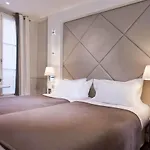 Longchamp Elysees 3*