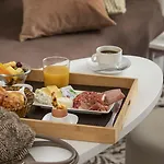 Hotel Longchamp Elysees Paris