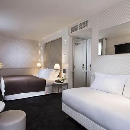 Longchamp Elysées 3*