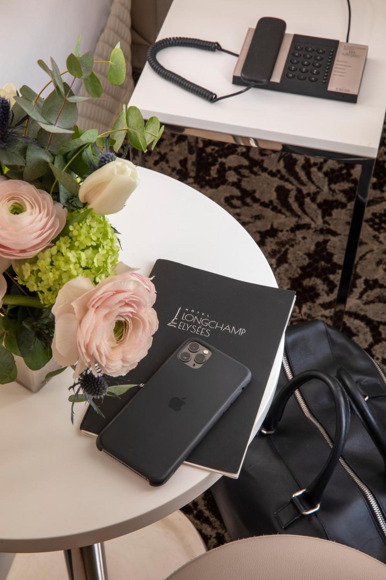 Longchamp Elysees 3* Paris