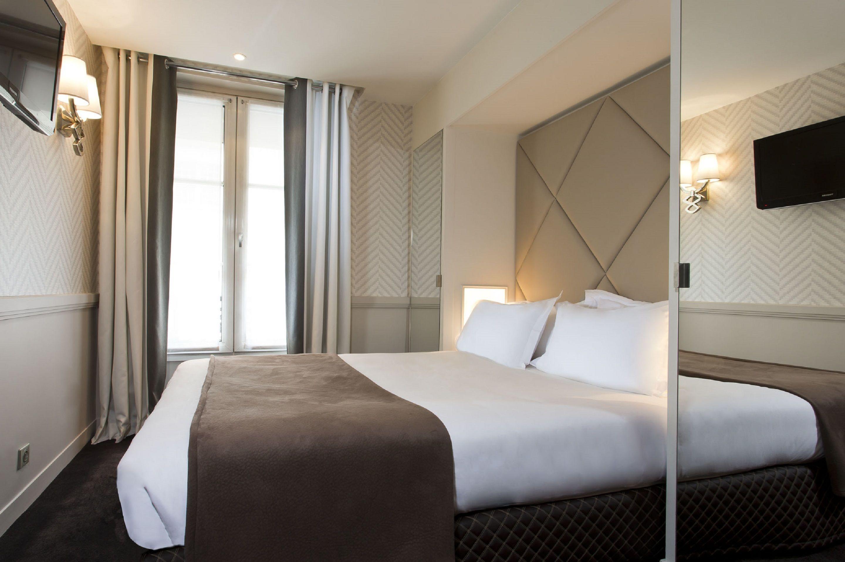 Longchamp Elysees Hotel Paris