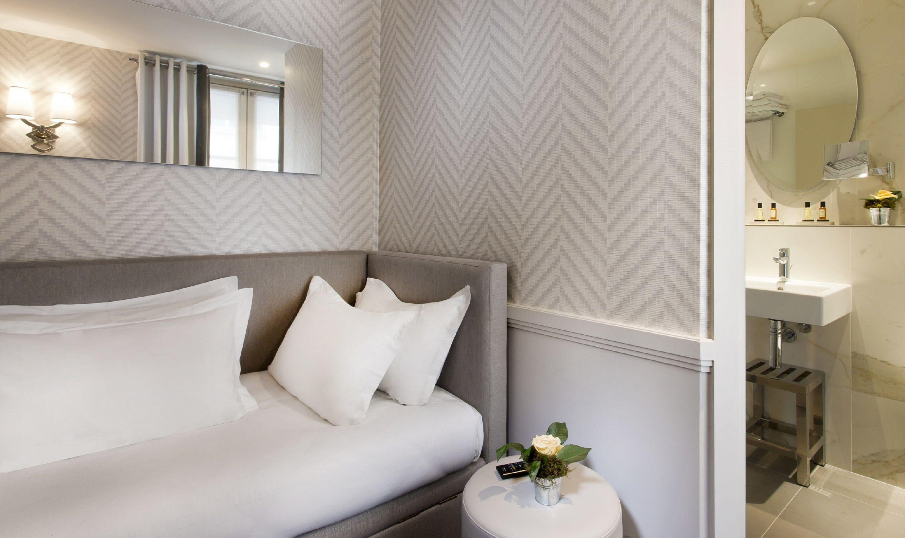 Hotel Longchamp Elysees Paris