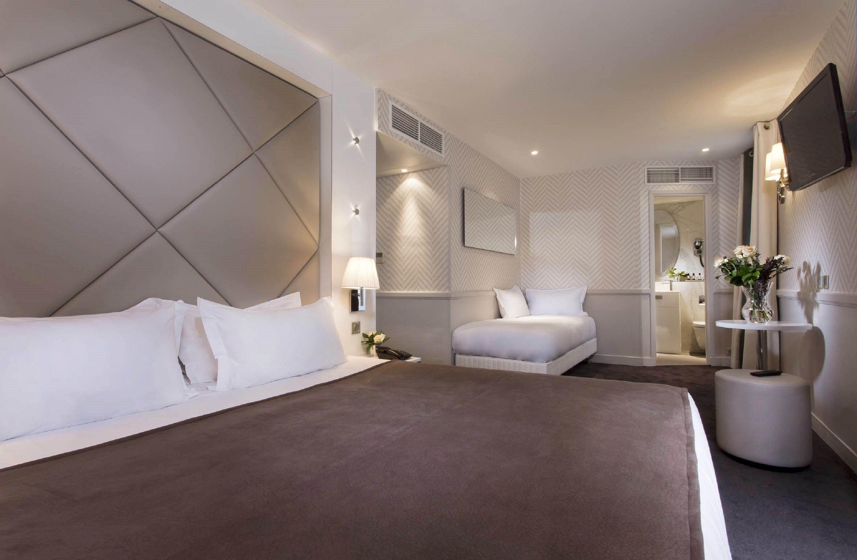 Longchamp Elysees 3*