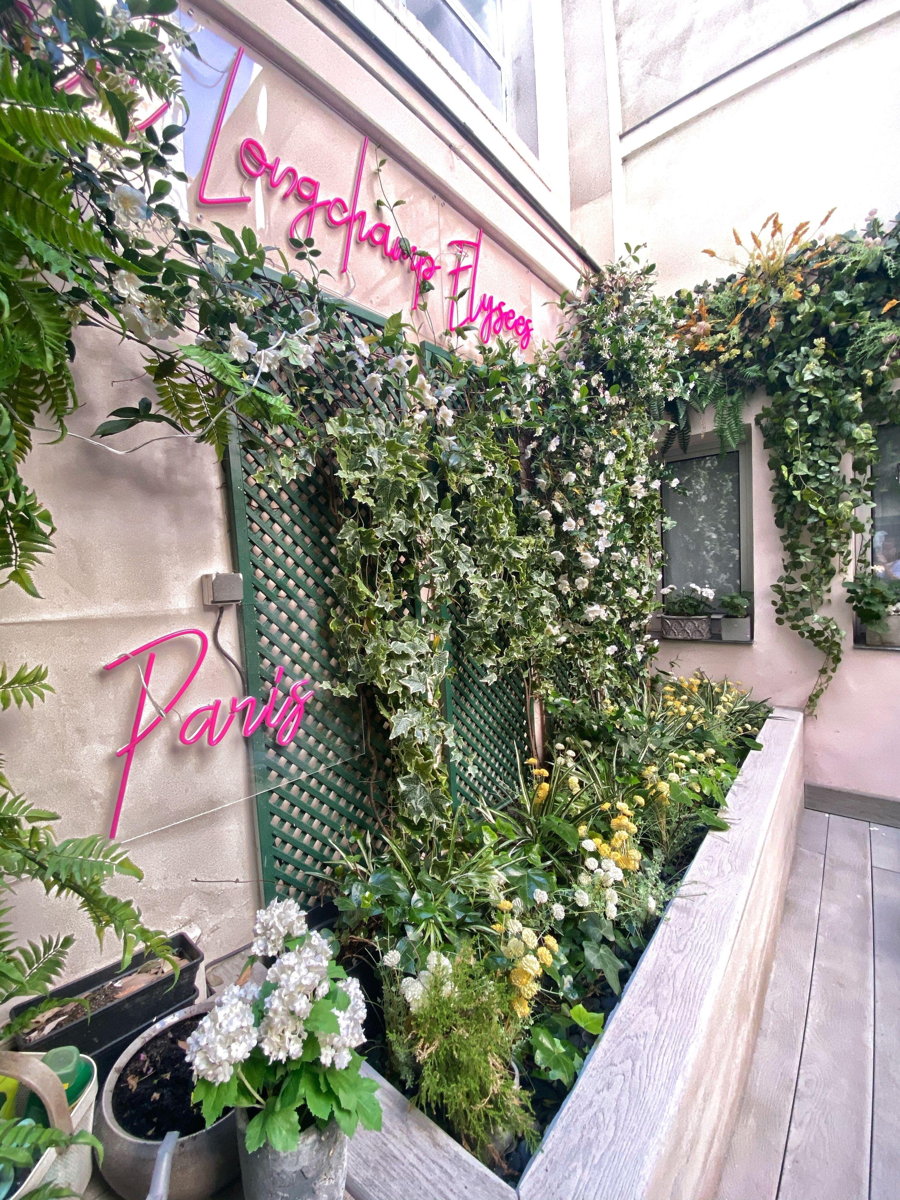 Longchamp Elysées Hotel