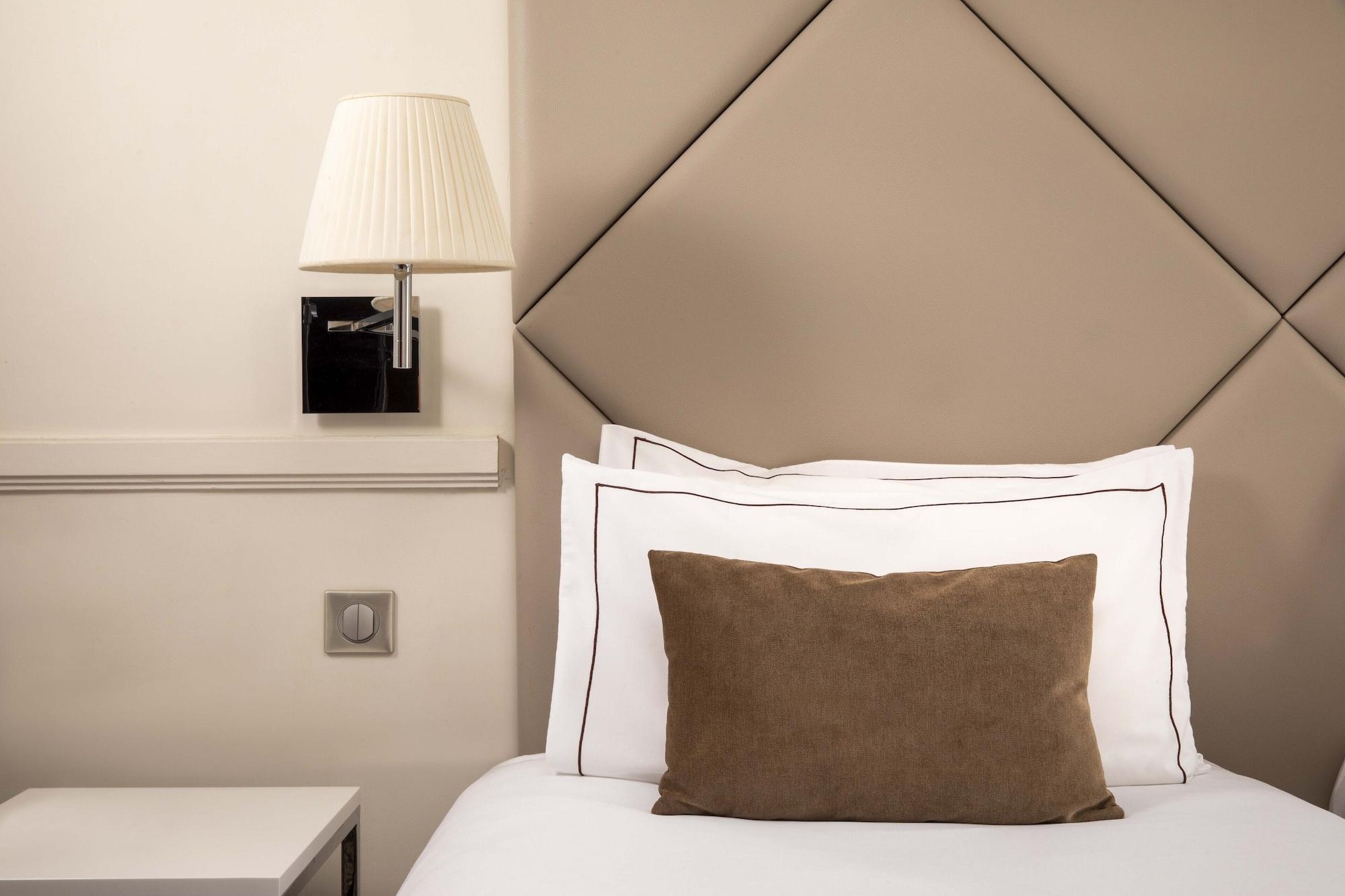 Longchamp Elysees 3*