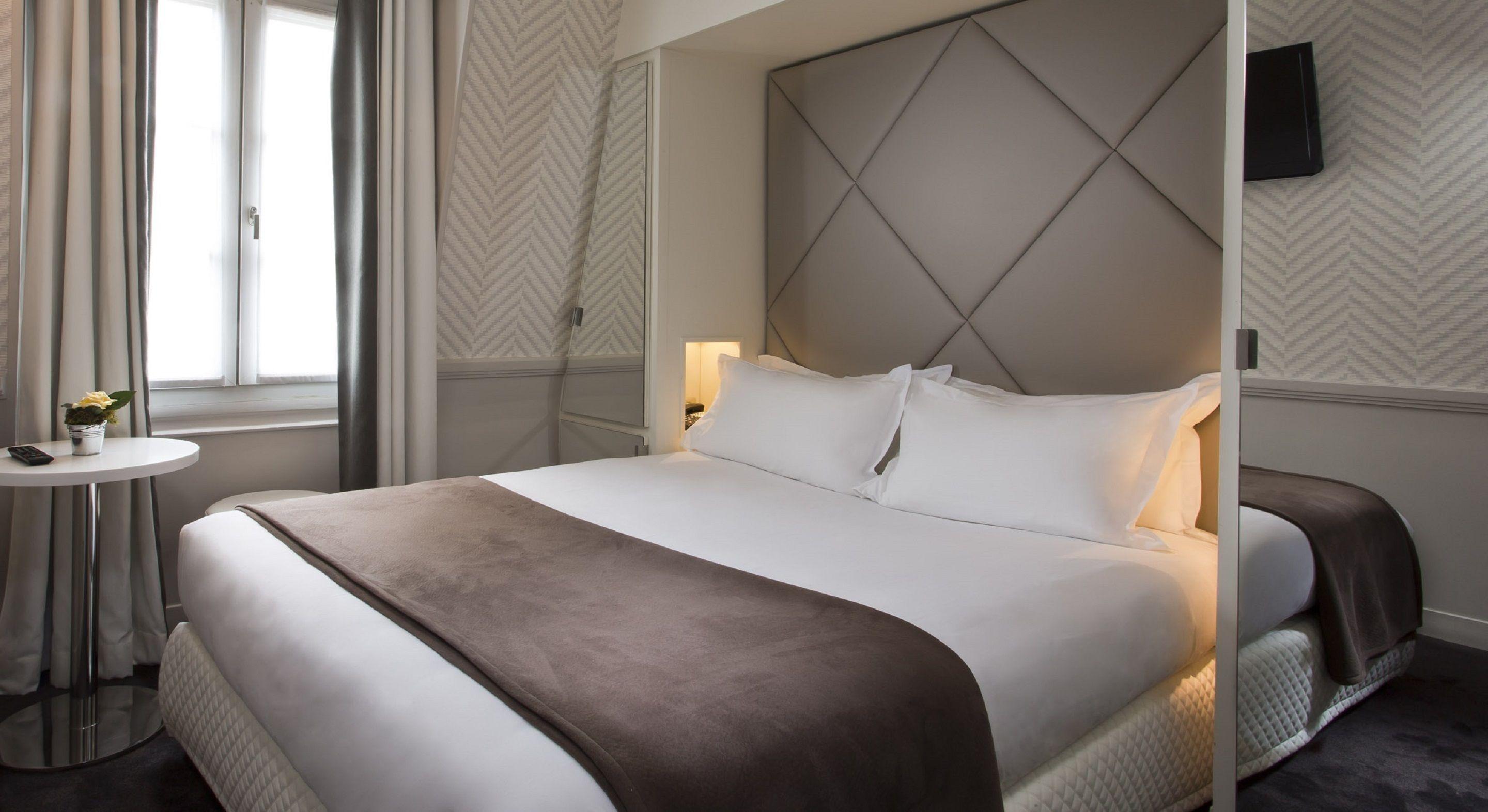 Hotel Longchamp Elysees